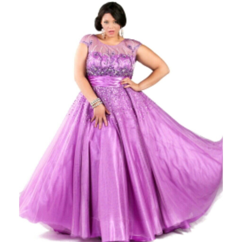 Plus size Prom dress